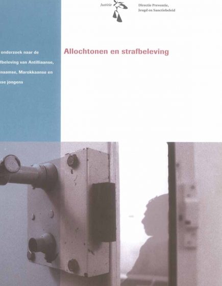 Allochtonen en strafbeleving Een onderzoek naar de strafbeleving van Antilliaanse, Surinaamse, Marokkaanse en Turkse jongens – Allochtonen en strafbeleving Een onderzoek naar de strafbeleving van Antilliaanse, Surinaamse, Marokkaanse en Turkse jongens